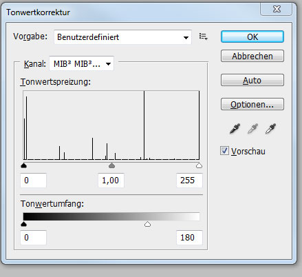 Die Maske wird abgedunkelt, damit der Effekt nicht zu stark ist.